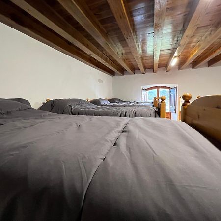 Albergue Pinares - La Casona De Revenga Regumiel de la Sierra Bagian luar foto